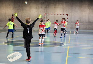 开云体育官网登入-四国蝶泳转身用时差距仅0.07秒，蝶泳转身动作